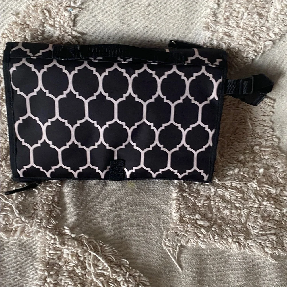 Skip Hop Diaper Carrier EUC